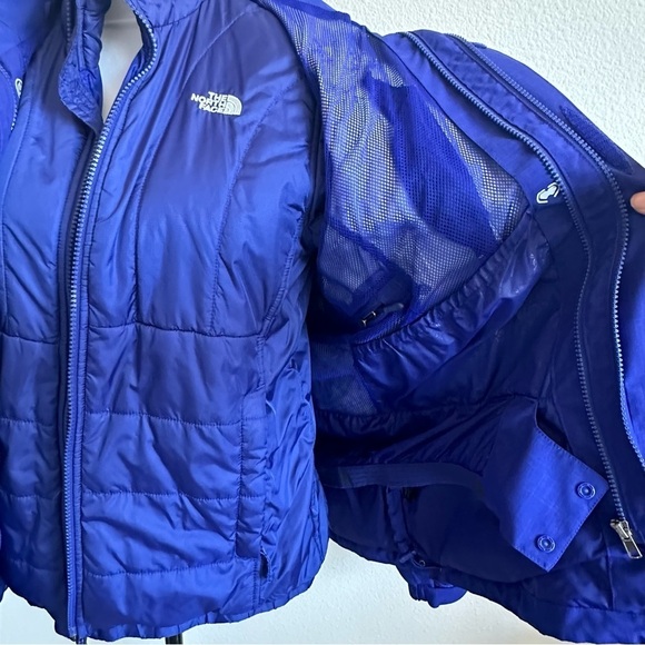 THE North Face 2 - 1 Woman’s Jackets - Picture 5 of 13